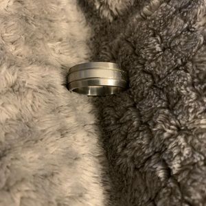 MENS SS RING SIZE 10